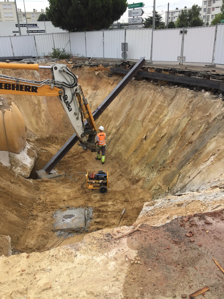 Mise en place soutènement sur 6 m station SHELLEMérignac